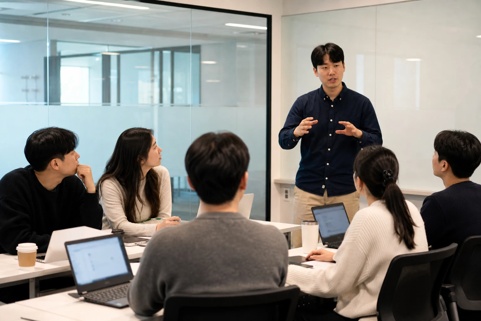 창업 사업계획서 작성법 신청 일정과 실행계획을 정리하는 현장
